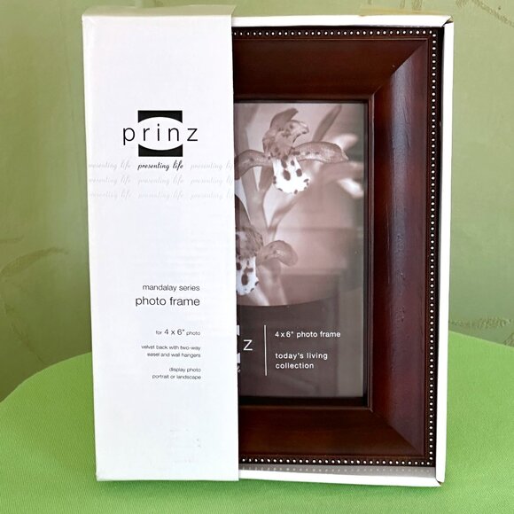 PRINZ WALNUT WOOD 4" X 6" PHOTO PICTURE FRAME:NIB MANDALAY SERIES - Picture 1 of 12